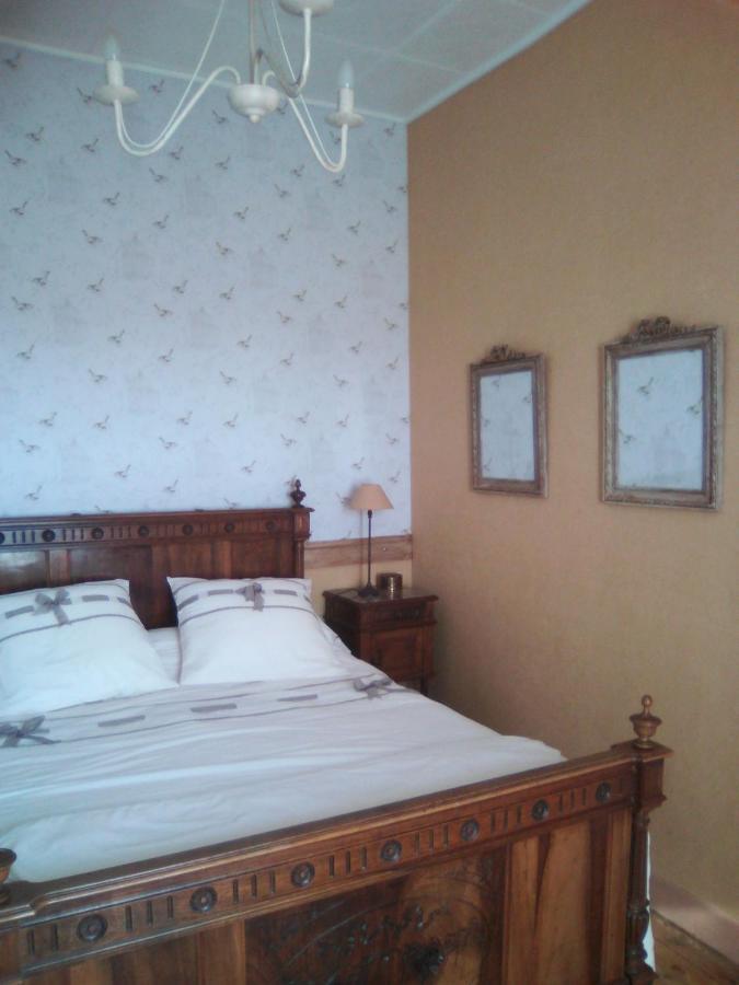 La Ganse Blanche Bed & Breakfast Usson-en-Forez Bagian luar foto