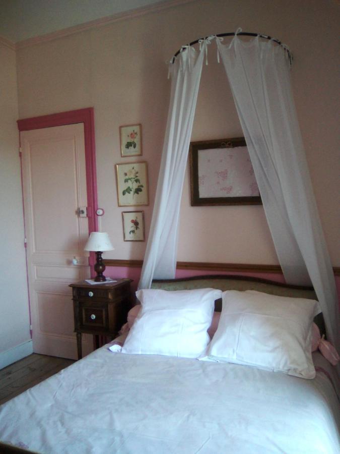 La Ganse Blanche Bed & Breakfast Usson-en-Forez Bagian luar foto