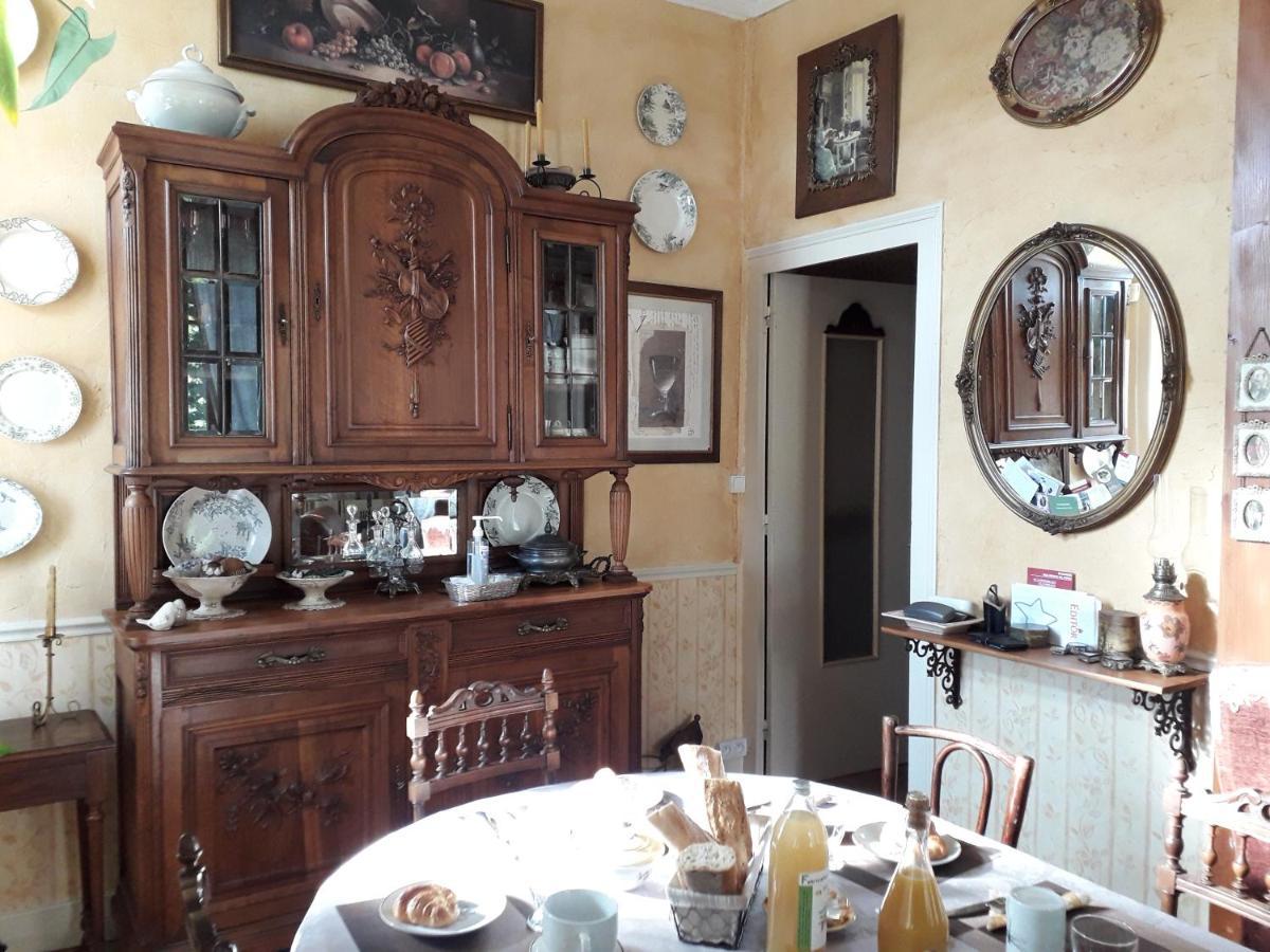 La Ganse Blanche Bed & Breakfast Usson-en-Forez Bagian luar foto